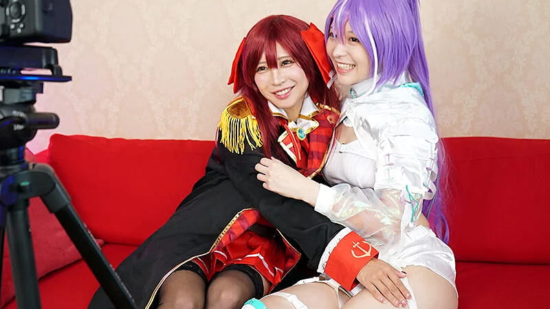 レズエッチする同人コスプレイヤー